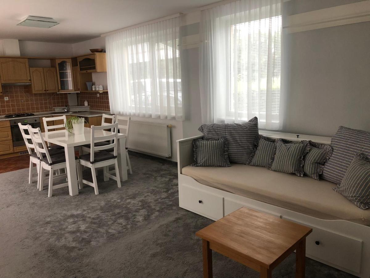 Prazdninovy Dum Zavadilka Villa Ceske Budejovice Buitenkant foto